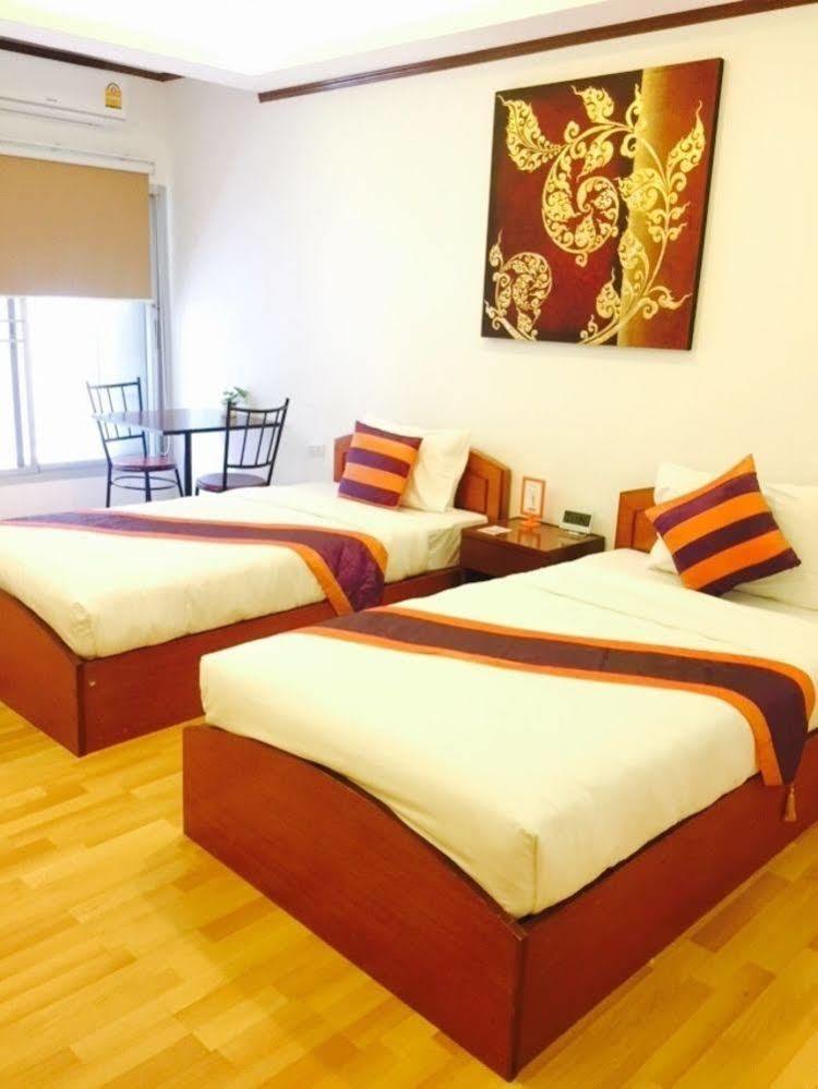 Studio Khon Kaen By Icheck Inn Extérieur photo